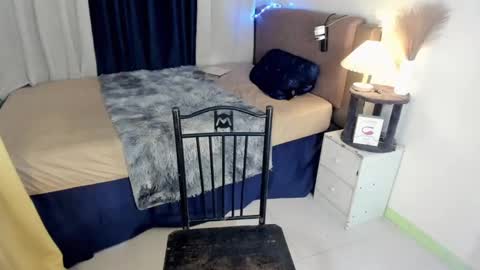 yourasian_bradley online show from February 21, 2025, 1:44 am