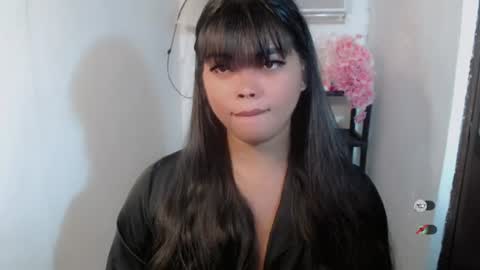 Snapshot of yourasian_kendal chatting on July 28, 2026, 6:31 pm Kendal online show from July 28, 2026, 6:31 pm