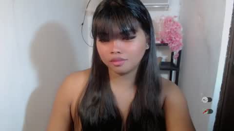 Snapshot of yourasian_kendal chatting on July 28, 2026, 7:39 pm Kendal online show from July 28, 2026, 7:39 pm