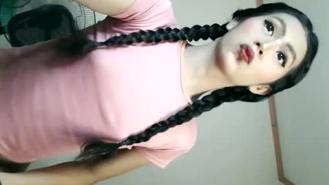 Snapshot of yourbabyriana chatting on January 13, 2025, 6:06 am Angel online show from January 13, 2025, 6:06 am