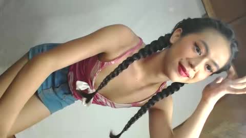 Snapshot of yourbabyriana chatting on September 22, 2025, 6:15 am Angel online show from September 22, 2025, 6:15 am