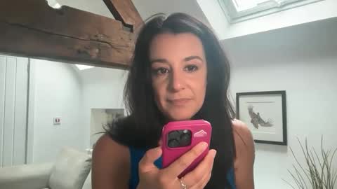 Cassie online show from June 1, 2026, 9:44 am