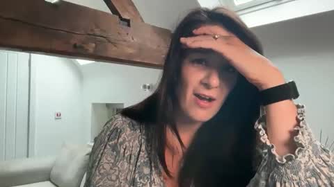 Cassie online show from June 3, 2026, 8:17 am