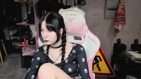 Snapshot of yourcutiegoth chatting on July 21, 2026, 11:51 pm Vasilisa online show from July 21, 2026, 11:51 pm
