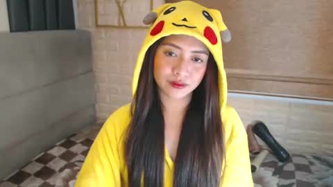 JEN  online show from January 15, 2025, 8:30 am