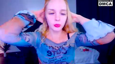 Snapshot of yourfairyalice_ chatting on July 13, 2026, 4:26 am yourfairyalice_ online show from July 13, 2026, 4:26 am