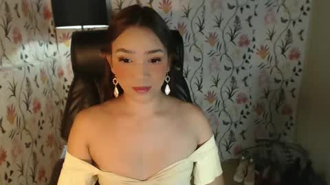 Snapshot of yourfavoratemaureen chatting on February 26, 2025, 10:31 pm maureen love you online show from February 26, 2025, 10:31 pm