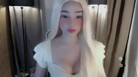 Snapshot of yourfavoratemaureen chatting on November 28, 2025, 7:05 pm maureen love you online show from November 28, 2025, 7:05 pm