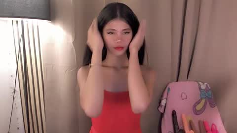 Vivian online show from June 9, 2026, 8:42 pm