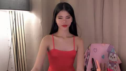 Vivian online show from June 12, 2026, 8:41 pm