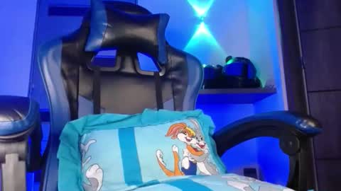 yourfavorite_bigclit online show from May 2, 2026, 10:20 am