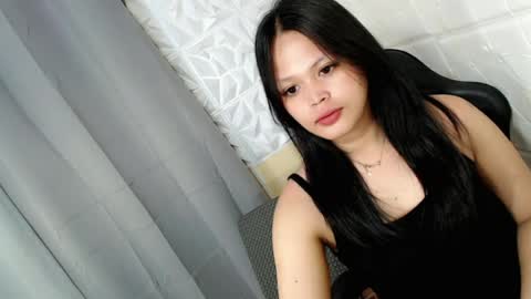 yourgoddess_cristine online show from July 26, 2026, 10:27 pm