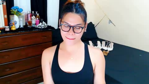 Snapshot of yourgoddesscruella chatting on March 13, 2026, 6:42 am yourgoddesscruella online show from March 13, 2026, 6:42 am