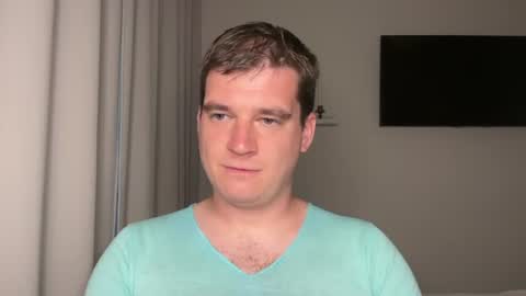 Snapshot of yourhairybuddy chatting on July 19, 2026, 7:06 pm Andrey online show from July 19, 2026, 7:06 pm