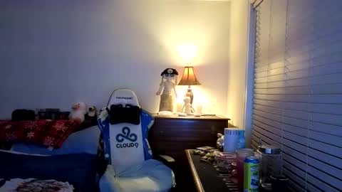 Sh online show from April 17, 2026, 9:45 am