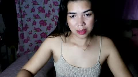 yourhot_baby online show from July 28, 2026, 5:45 pm