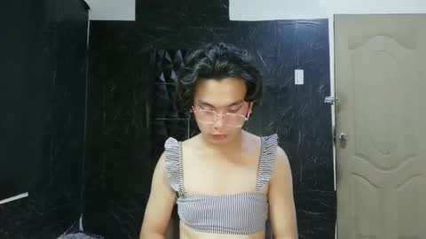 yourhotdodz online show from March 27, 2026, 10:26 am