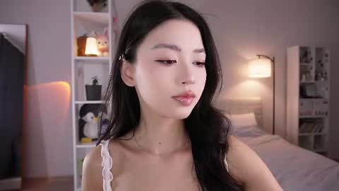 Snapshot of yourlittlesunrise_ chatting on July 23, 2026, 7:28 am yourlittlesunrise_ online show from July 23, 2026, 7:28 am