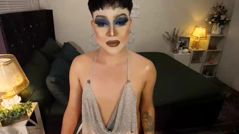 --               online show from October 5, 2025, 2:10 am