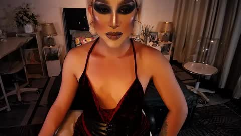 --               online show from May 25, 2026, 12:22 pm