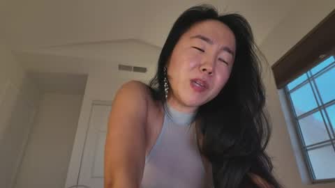 Snapshot of yourlovelykgirlfriend chatting on June 11, 2026, 2:53 am J i w o n online show from June 11, 2026, 2:53 am