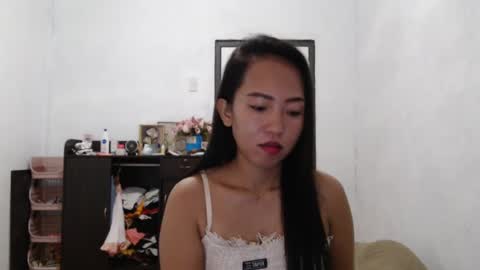 yourloving_maris online show from March 4, 2025, 1:23 am