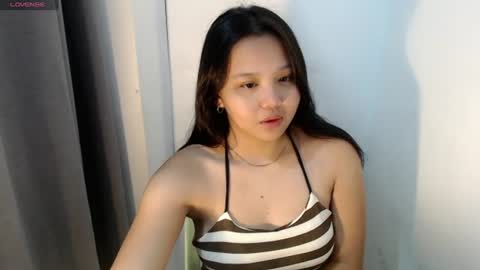 Snapshot of yournaughty_leigh chatting on July 31, 2026, 11:48 pm yournaughty_leigh online show from July 31, 2026, 11:48 pm
