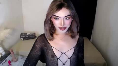 Snapshot of yournaughtykendal chatting on May 25, 2026, 8:15 pm TIFFANY SUCKING QUEEN online show from May 25, 2026, 8:15 pm