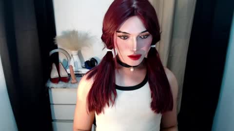 Snapshot of yournaughtykendal chatting on July 13, 2026, 9:17 pm TIFFANY SUCKING QUEEN online show from July 13, 2026, 9:17 pm