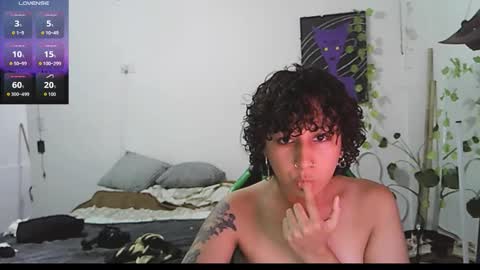 Snapshot of yourownerserena chatting on February 11, 2026, 9:25 am Serena online show from February 11, 2026, 9:25 am