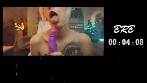 Snapshot of yourprettykate_ chatting on December 24, 2024, 7:00 pm online show from December 24, 2024, 7:00 pm