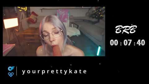 Snapshot of yourprettykate_ chatting on December 28, 2024, 8:58 am online show from December 28, 2024, 8:58 am