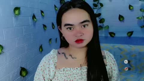 yourprincessthea online show from February 17, 2025, 7:58 am