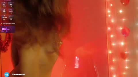 Snapshot of yourrmuse_ chatting on May 29, 2026, 6:22 am Isabella but you can call me Isa .-. online show from May 29, 2026, 6:22 am
