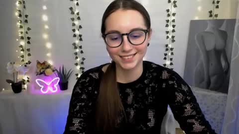 Happy online show from February 21, 2025, 12:39 pm