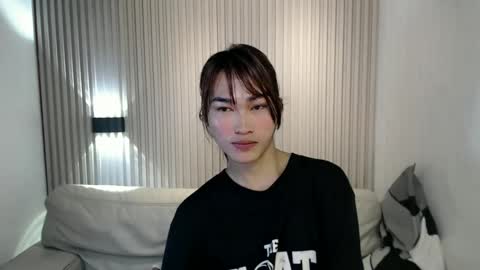 Snapshot of yoursexservice chatting on December 20, 2025, 1:23 am online show from December 20, 2025, 1:23 am