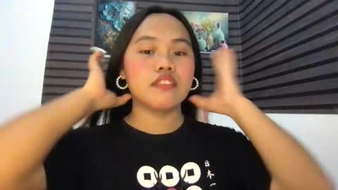 yourspecialgirl_rhea online show from May 5, 2026, 12:35 pm