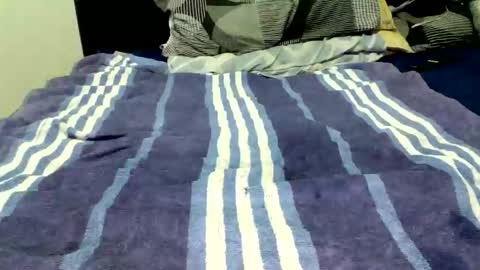 Snapshot of yoursub3210 chatting on February 24, 2026, 11:19 am yoursub3210 online show from February 24, 2026, 11:19 am