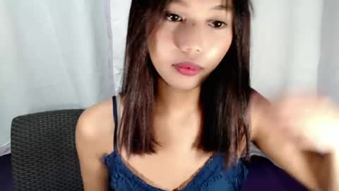 yoursunny_janine online show from July 22, 2026, 3:15 pm