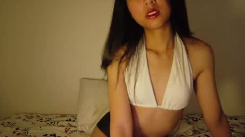 Snapshot of yoursweetestkiwi chatting on April 6, 2026, 3:13 pm Kiwi online show from April 6, 2026, 3:13 pm