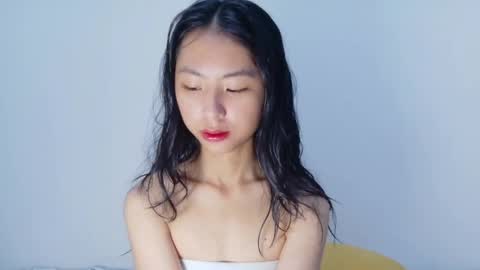 Snapshot of yoursweetestkiwi chatting on April 17, 2026, 2:25 am Kiwi online show from April 17, 2026, 2:25 am