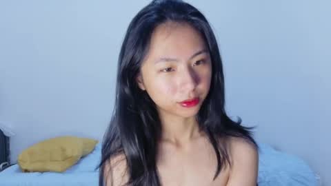 Snapshot of yoursweetestkiwi chatting on May 3, 2026, 3:34 am Kiwi online show from May 3, 2026, 3:34 am