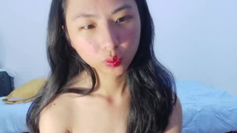 Snapshot of yoursweetestkiwi chatting on May 21, 2026, 2:35 pm Kiwi online show from May 21, 2026, 2:35 pm