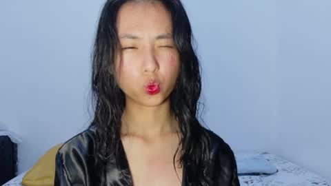Snapshot of yoursweetestkiwi chatting on June 2, 2026, 3:47 pm Kiwi online show from June 2, 2026, 3:47 pm