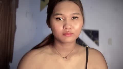 yoursweetgirl_zia online show from May 18, 2026, 5:57 am