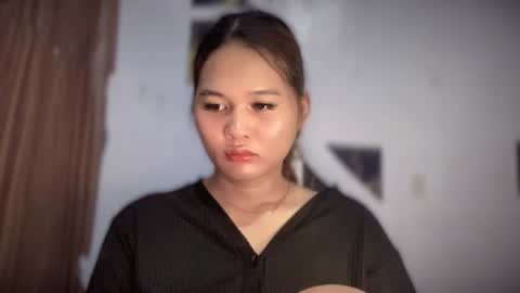 yoursweetgirl_zia online show from June 2, 2026, 7:54 am