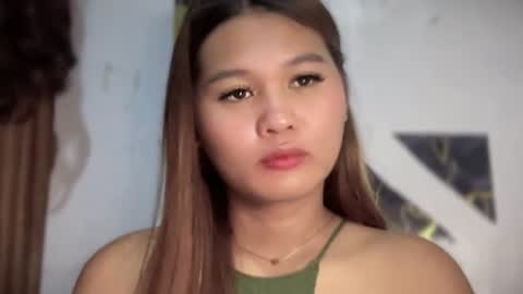 yoursweetgirl_zia online show from June 13, 2026, 8:12 am