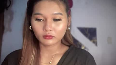 yoursweetgirl_zia online show from June 21, 2026, 7:22 am
