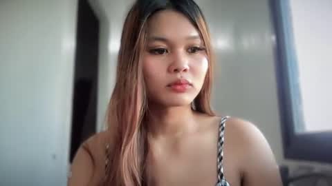 yoursweetgirl_zia online show from July 16, 2026, 7:14 am