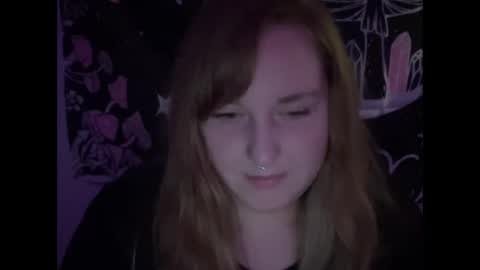 yourthickgingergoddess online show from March 3, 2025, 3:52 am